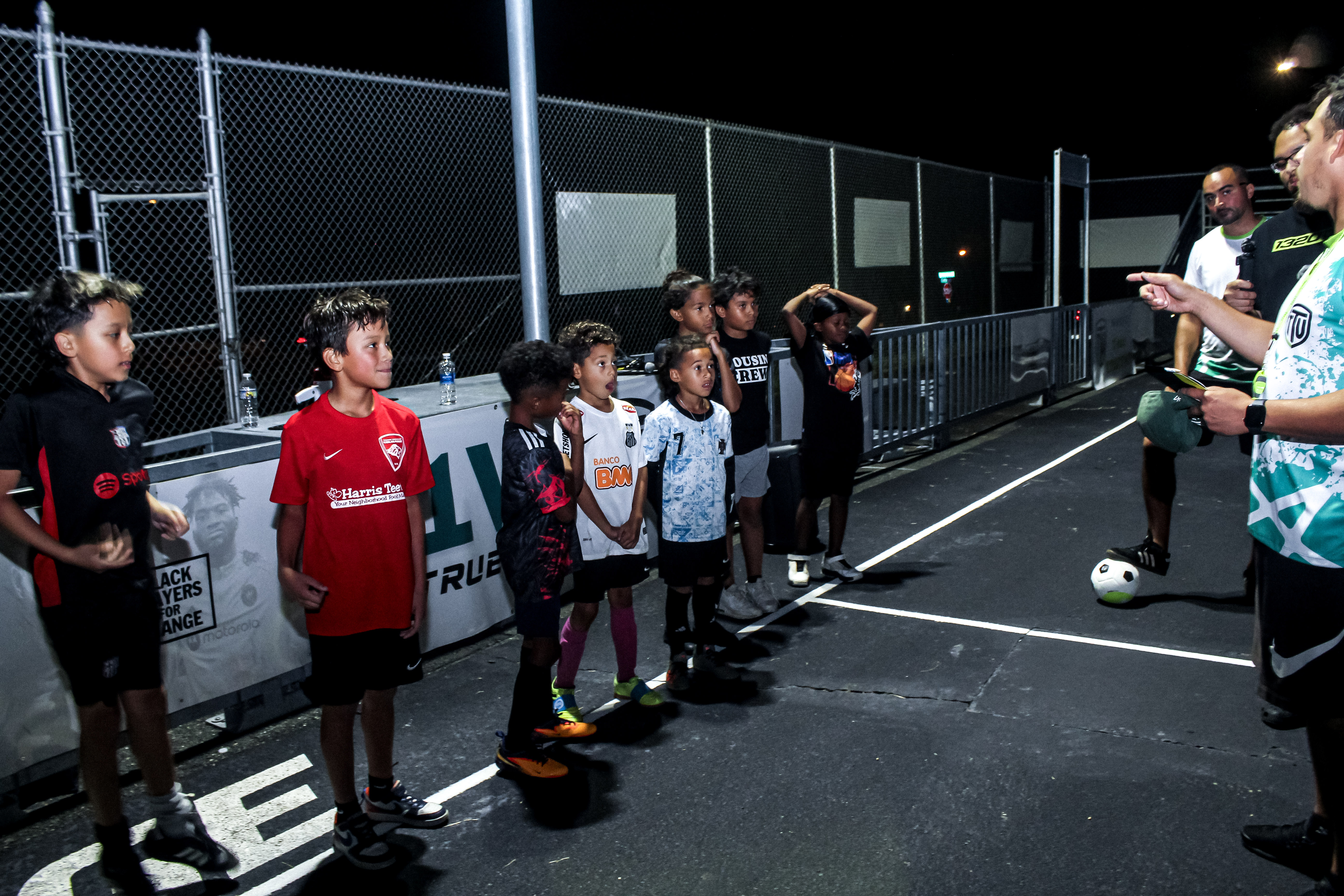 Players trading high fives after their reps